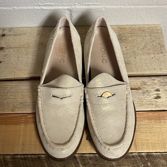 VIONIC sparkle cream loafers size 7 - Picture 2 of 7